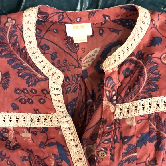 Anthropologie Tops - Anthropology lightweight tunic by Maeve